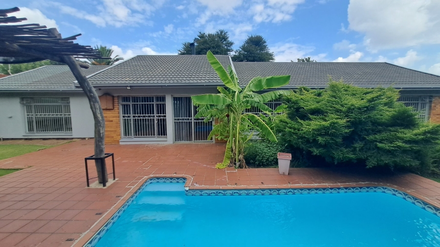 5 Bedroom Property for Sale in Universitas Ridge Free State